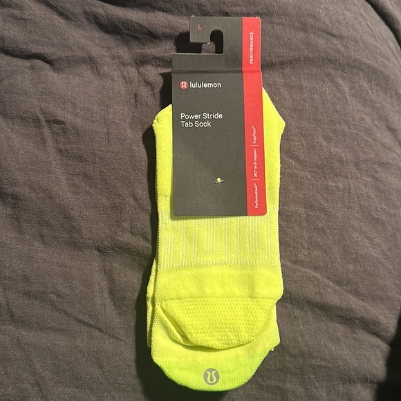 Lululemon Men's Power Stride Tab Socks - highlighter yellow - Picture 3 of 5